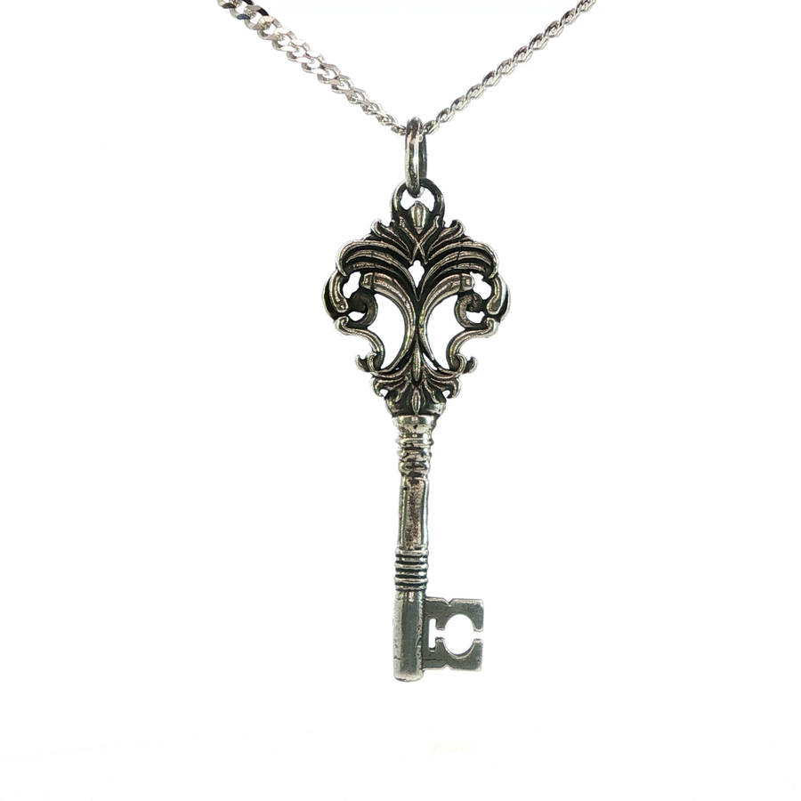 Sterling Silver English Chamberlain Key Necklace