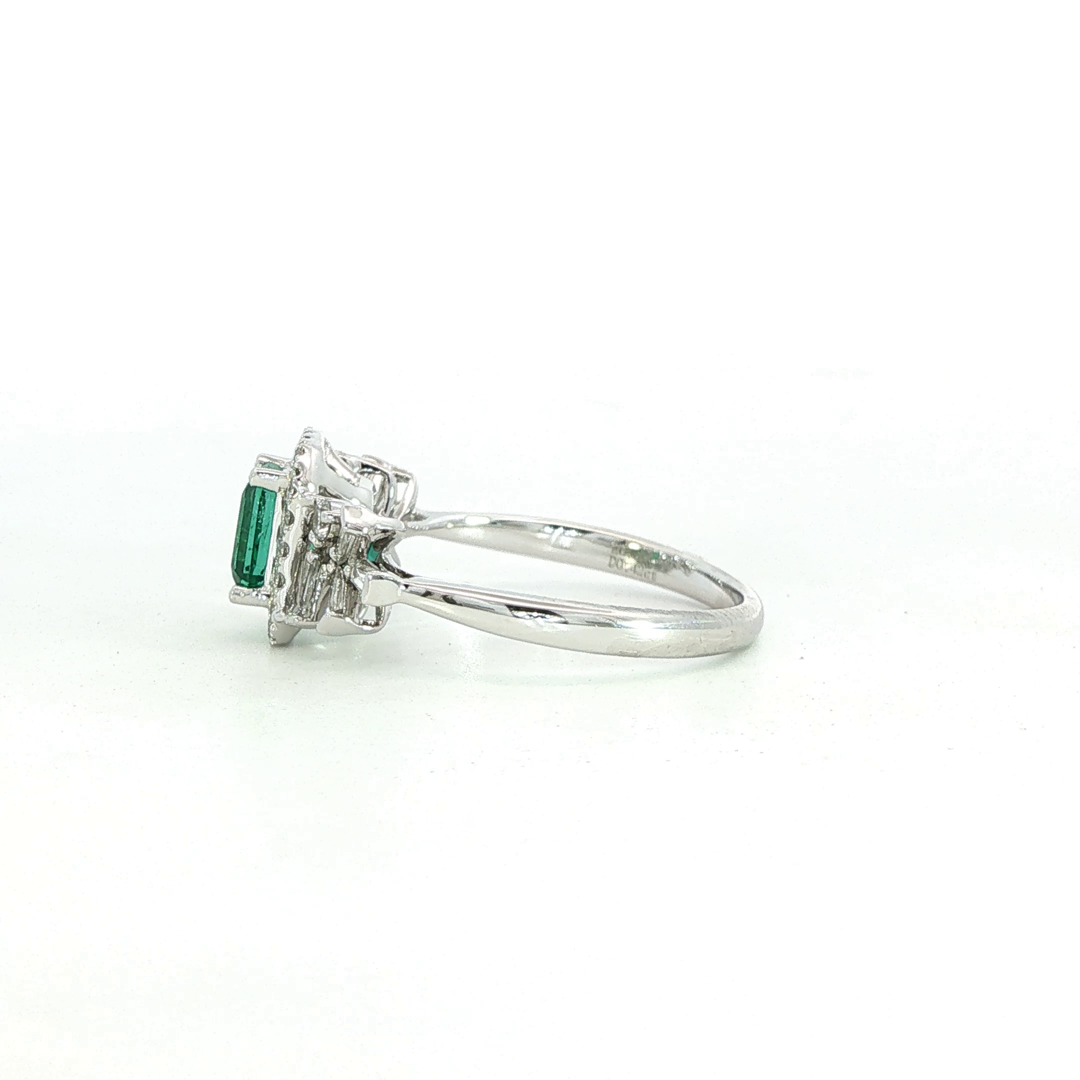 18K White Gold Emerald & Natural Diamonds Regal Vintage Inspired Ring